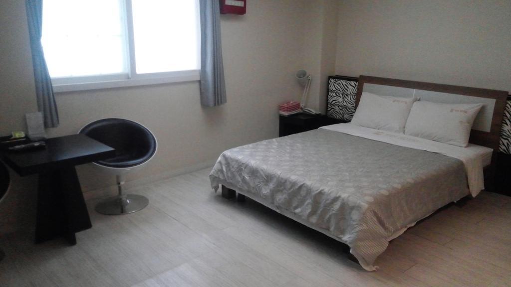 Geoje Win Hotel Cameră foto